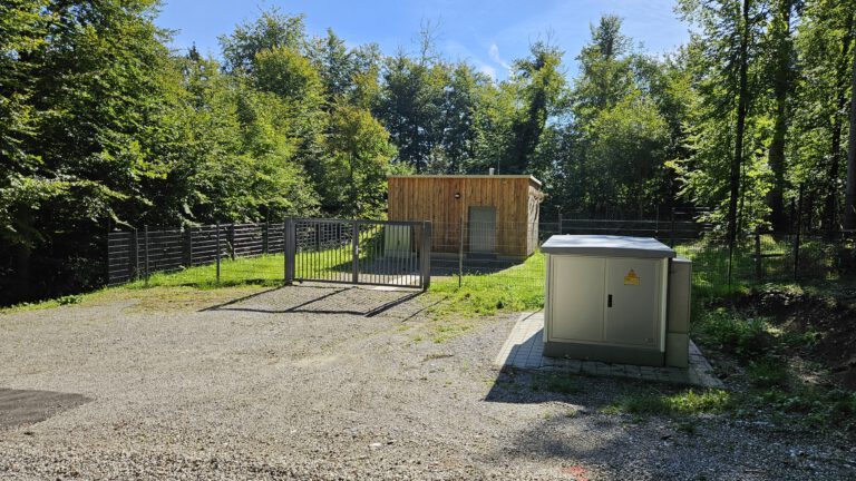 Brunnen 1 Garatshausen Außenansicht